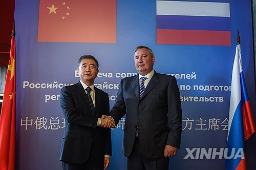 RUSSIA-VOLGOGRAD-CHINA-WANG YANG-VISIT <YONHAP NO-0362> (XINHUA)